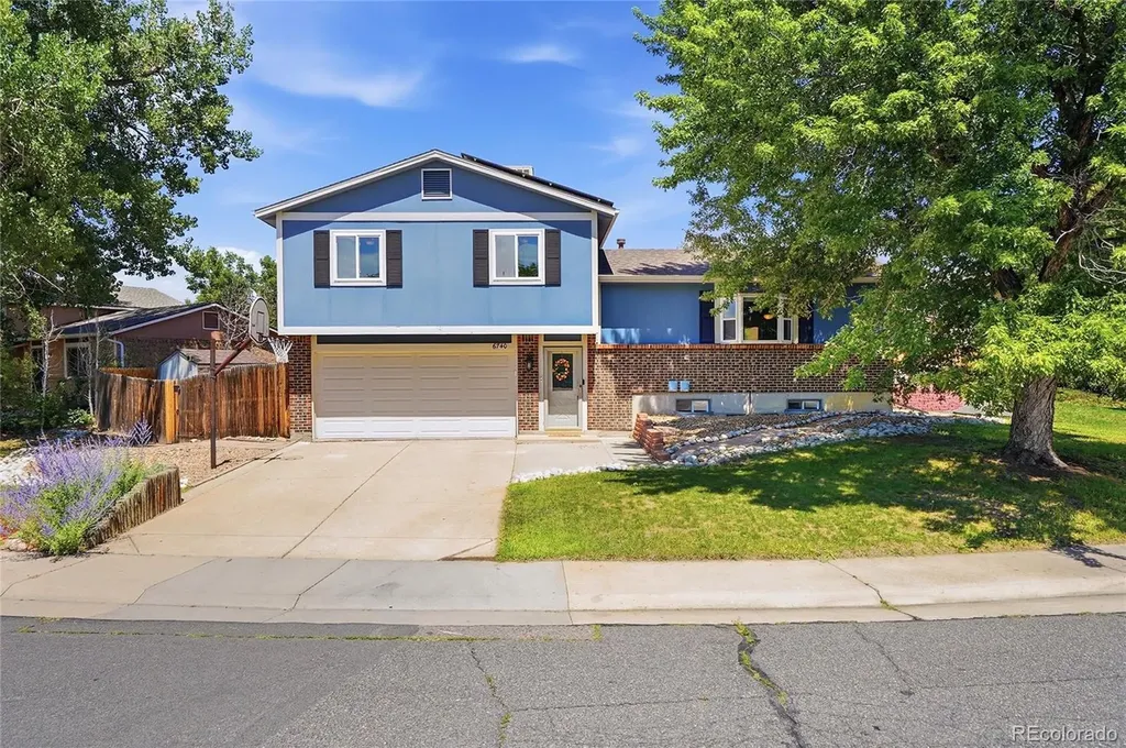 6740 Devinney Street Arvada CO 80004