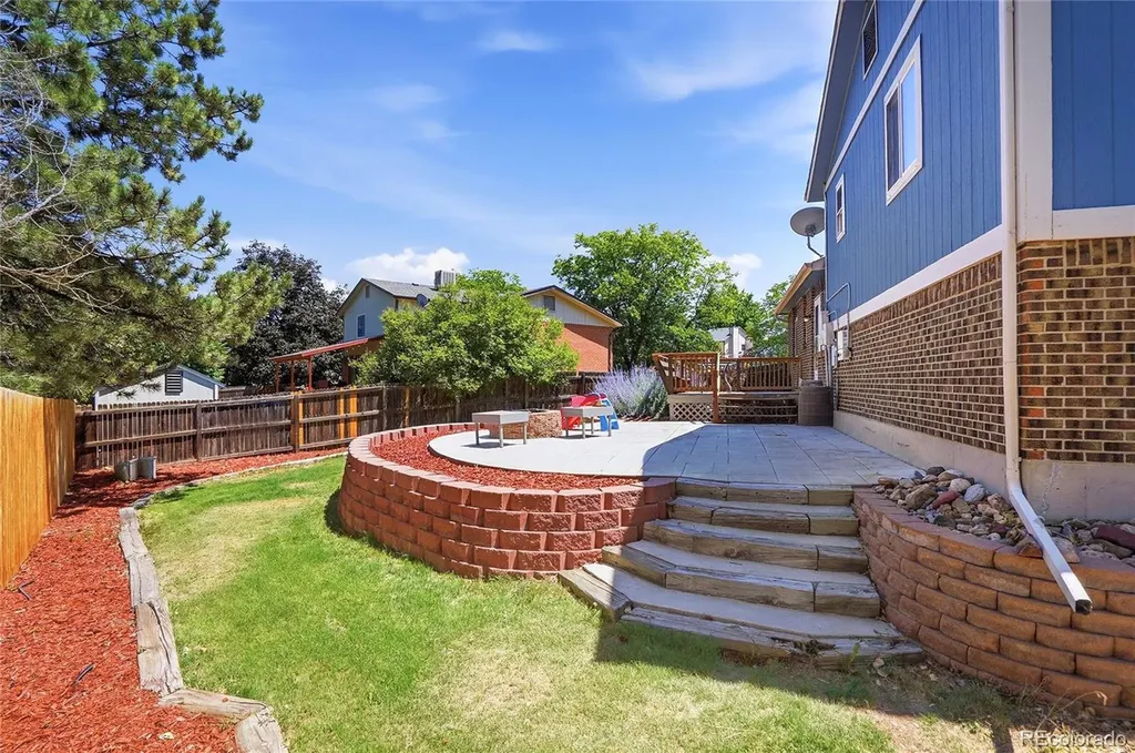 6740 Devinney Street Arvada CO 80004