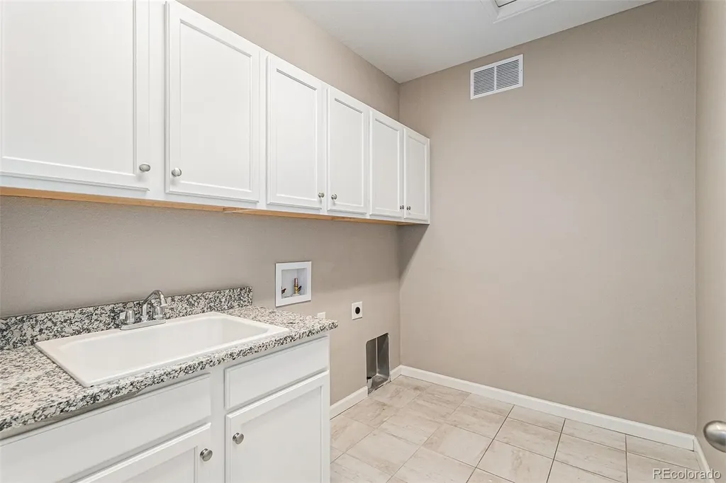 7287 Greenwater Circle Castle Rock CO 80108