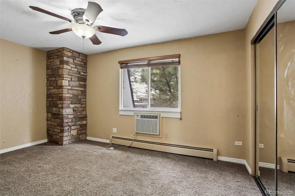 2190 S Holly Street Denver CO 80222