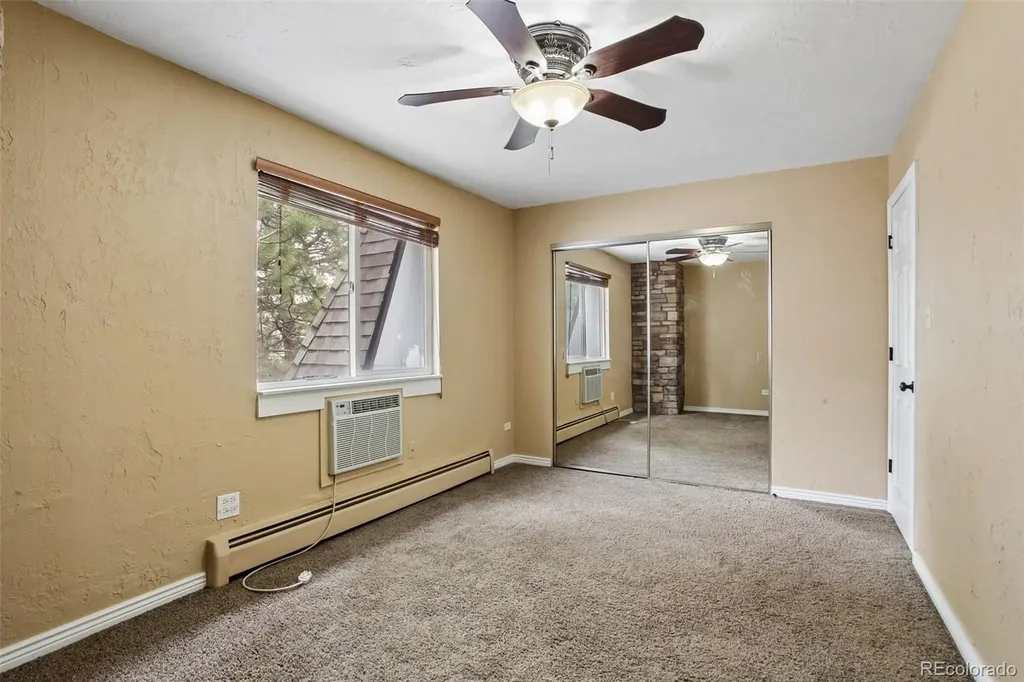 2190 S Holly Street Denver CO 80222