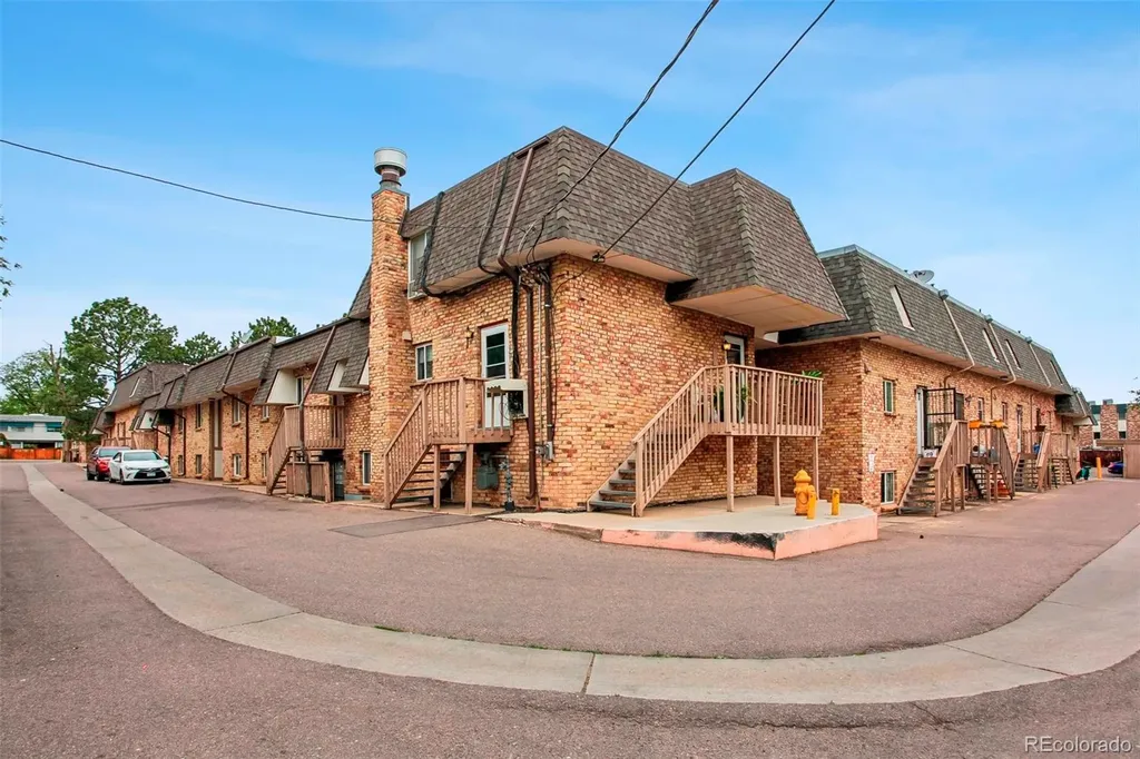 2190 S Holly Street Denver CO 80222