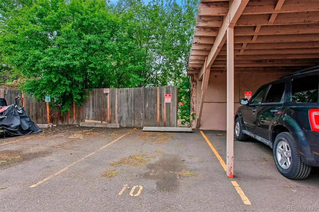 2190 S Holly Street Denver CO 80222