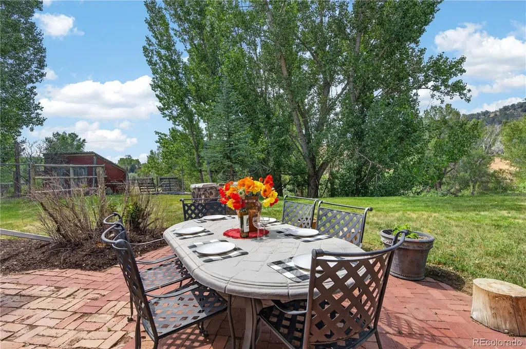 4664 County Road 311 New Castle CO 81647