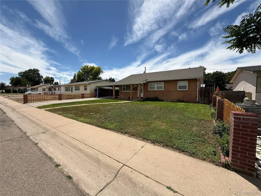 1803 Brimmer Street Pueblo CO 81005