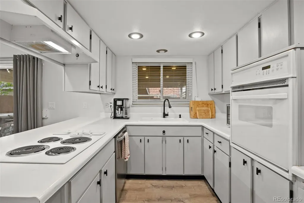 9239 E Nassau Avenue Denver CO 80237