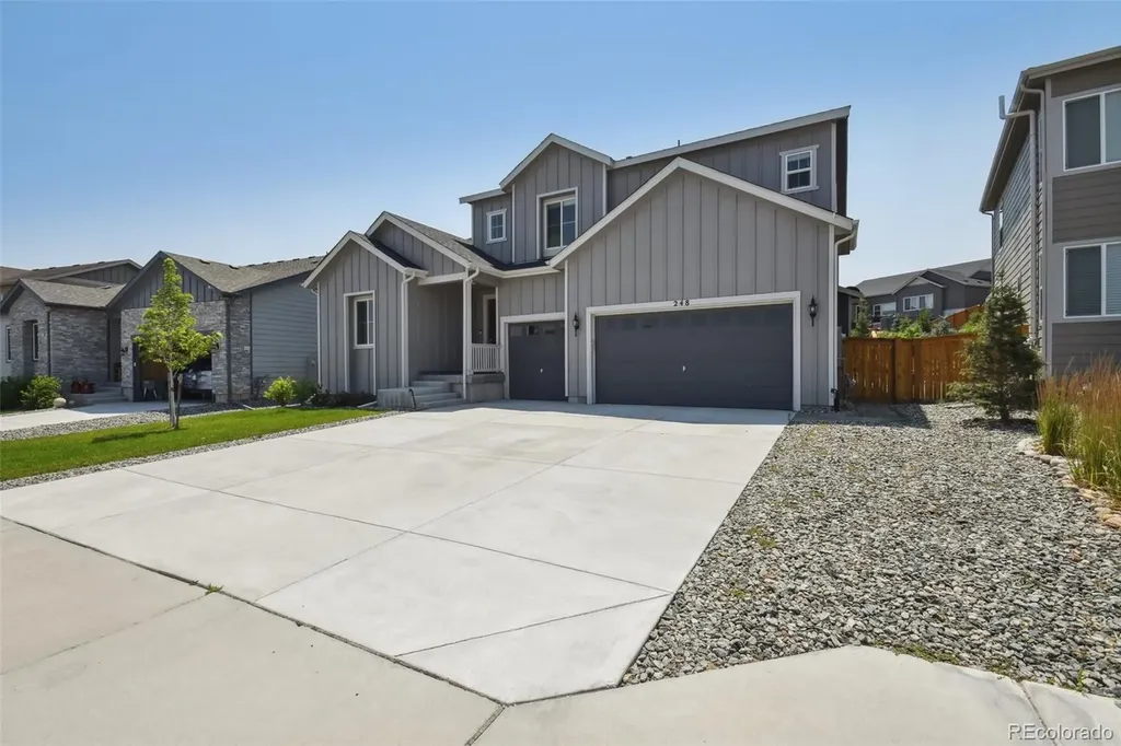 248 Hampshire Lane Castle Pines CO 80108