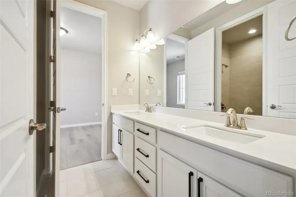 248 Hampshire Lane Castle Pines CO 80108