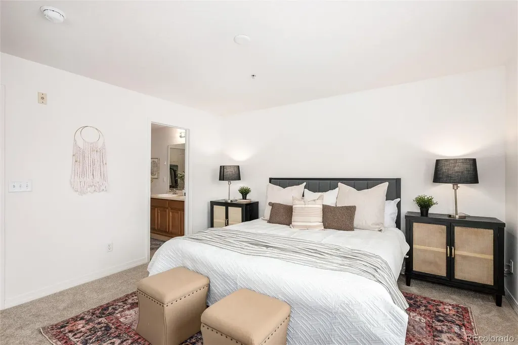 23501 Alamo Place Aurora CO 80016