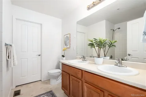 23501 Alamo Place Aurora CO 80016