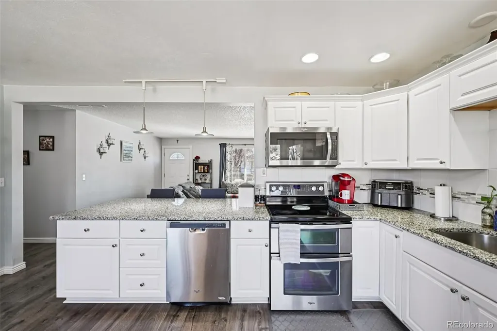 7155 S Dover Court Littleton CO 80128