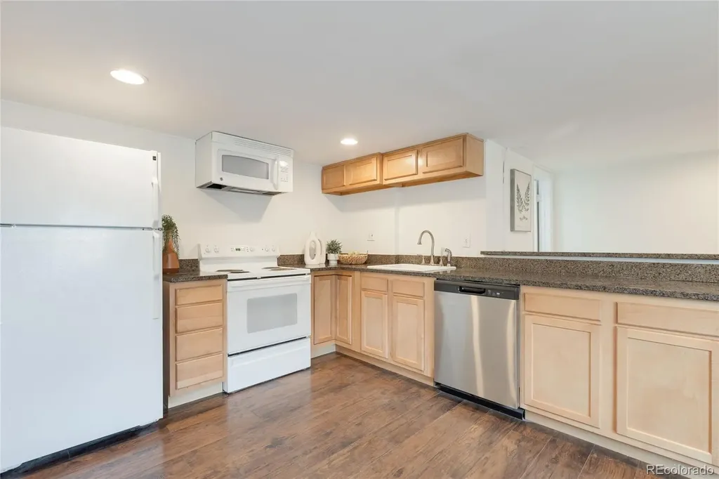 2480 Yates Street Denver CO 80212