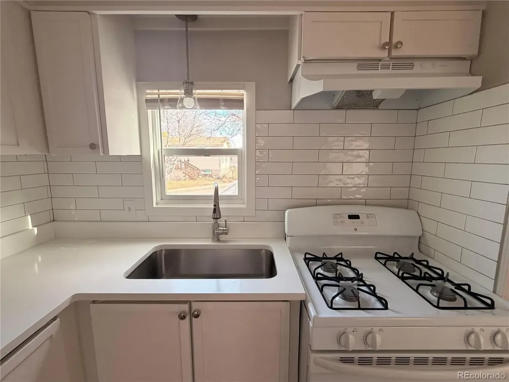 3650 S Federal Boulevard Englewood CO 80110