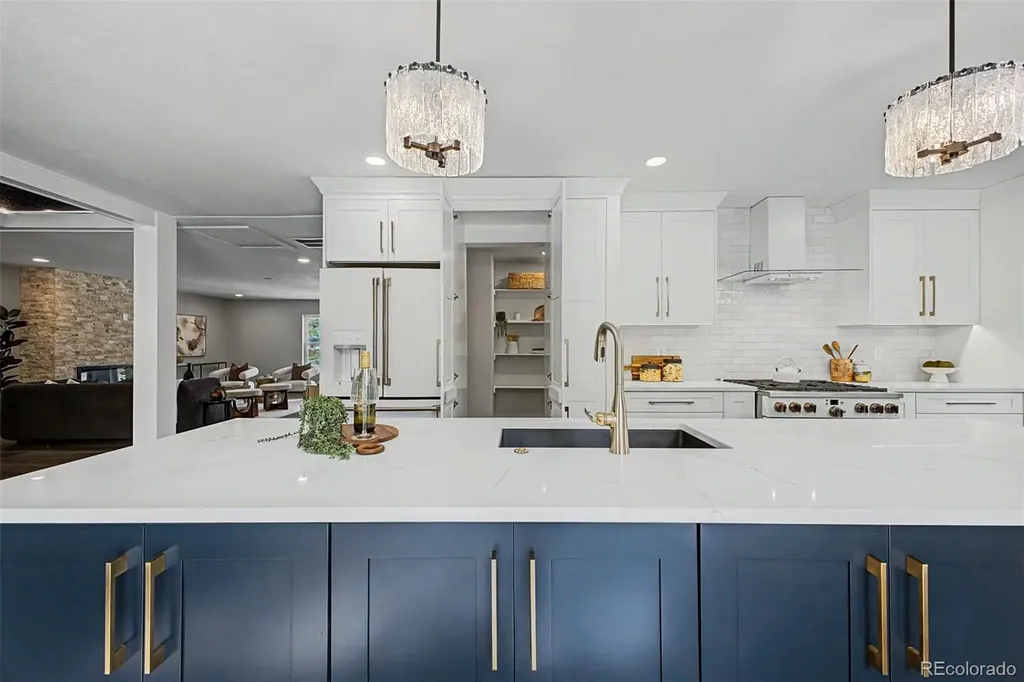 3081 S Ash Street Denver CO 80222