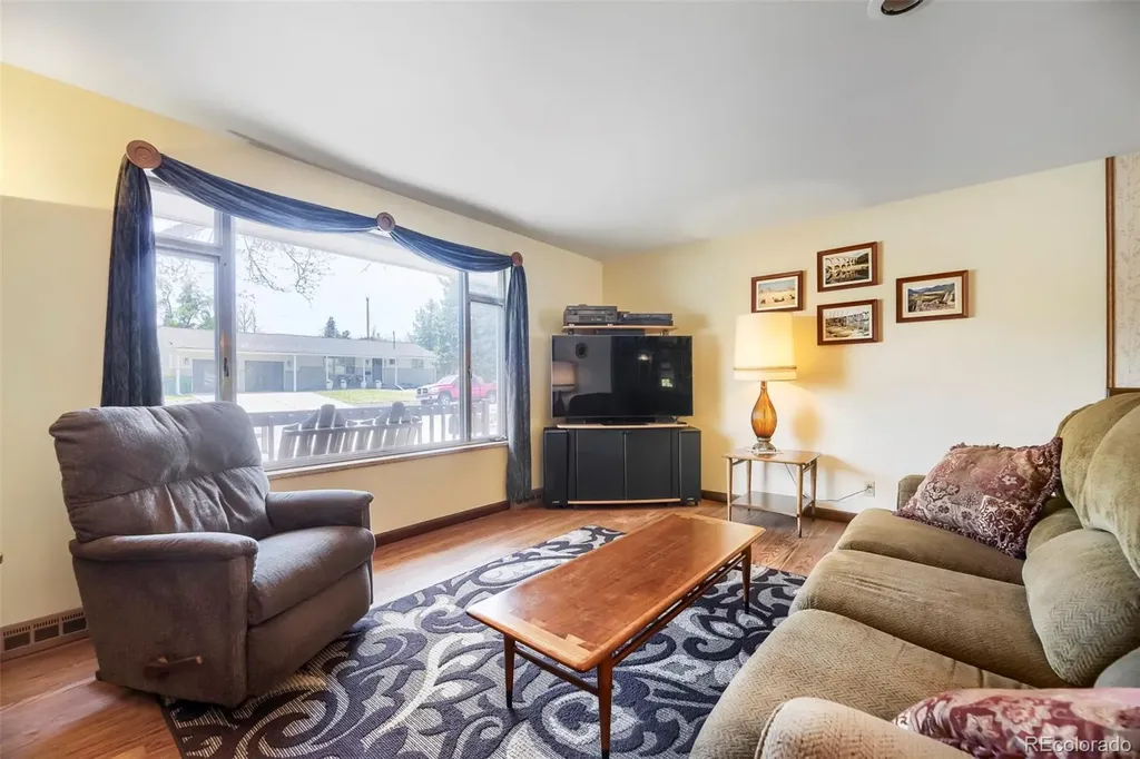 8653 W Hawaii Drive Lakewood CO 80232