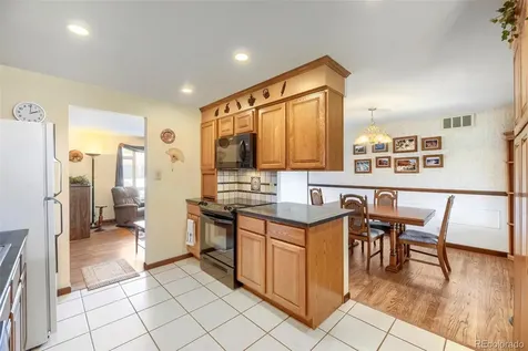 8653 W Hawaii Drive Lakewood CO 80232
