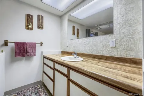 8653 W Hawaii Drive Lakewood CO 80232