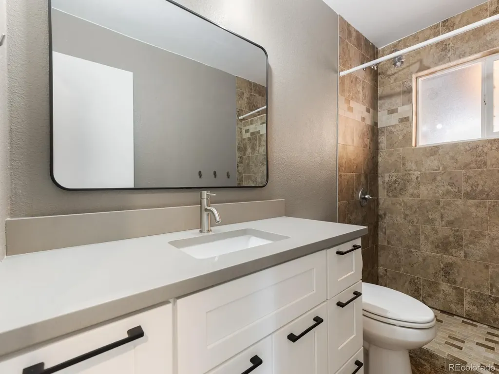 1741 E 105th Place Northglenn CO 80233