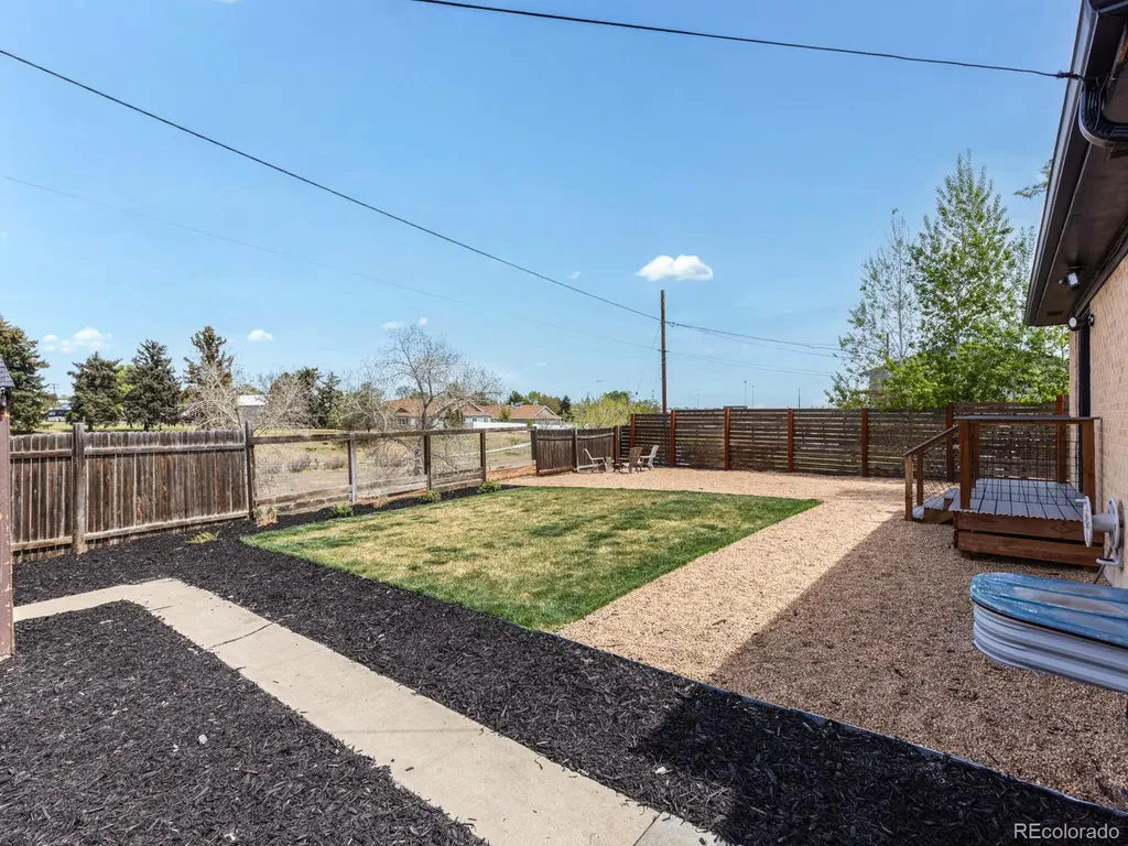 1741 E 105th Place Northglenn CO 80233