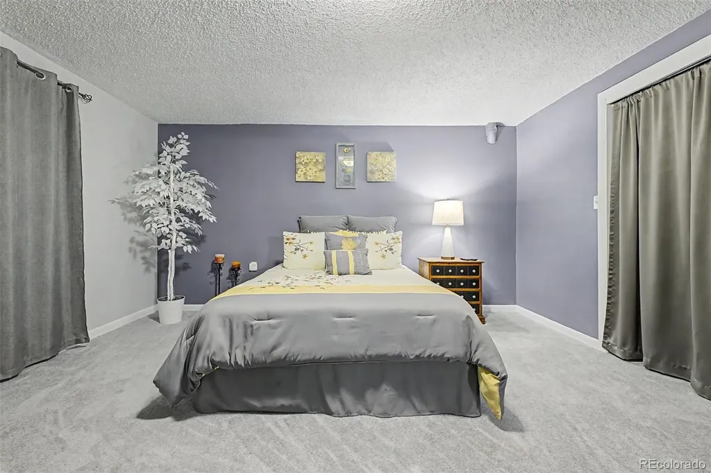 5868 W Asbury Place Lakewood CO 80227
