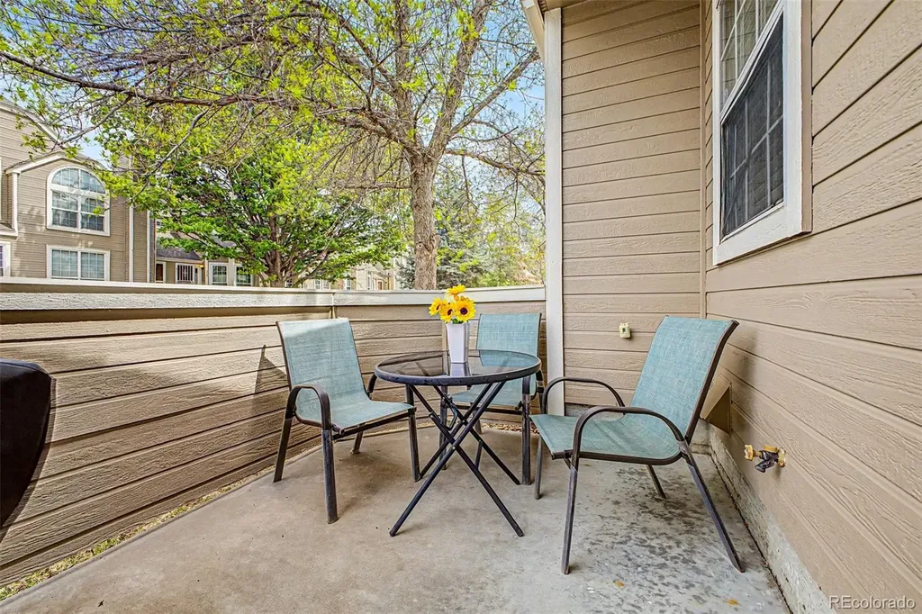 5868 W Asbury Place Lakewood CO 80227