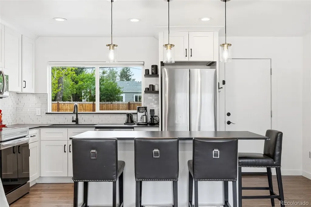 2815 S Glencoe Street Denver CO 80222