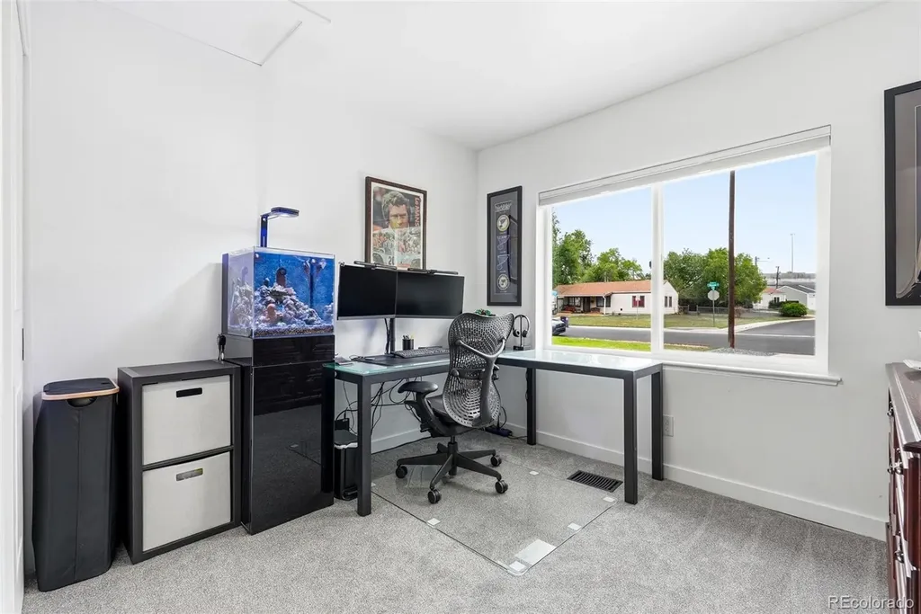 2815 S Glencoe Street Denver CO 80222