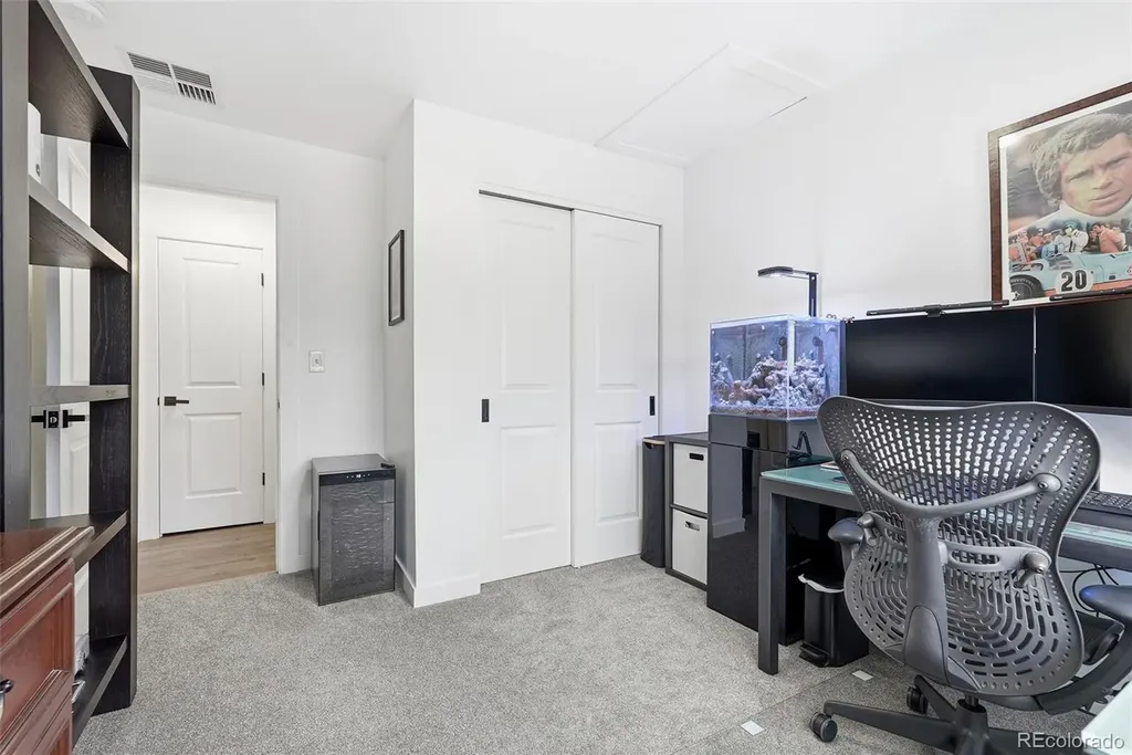 2815 S Glencoe Street Denver CO 80222