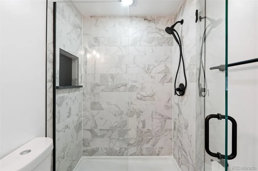 2815 S Glencoe Street Denver CO 80222