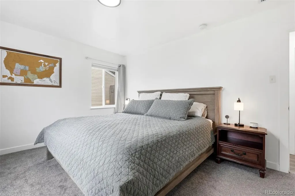 2815 S Glencoe Street Denver CO 80222