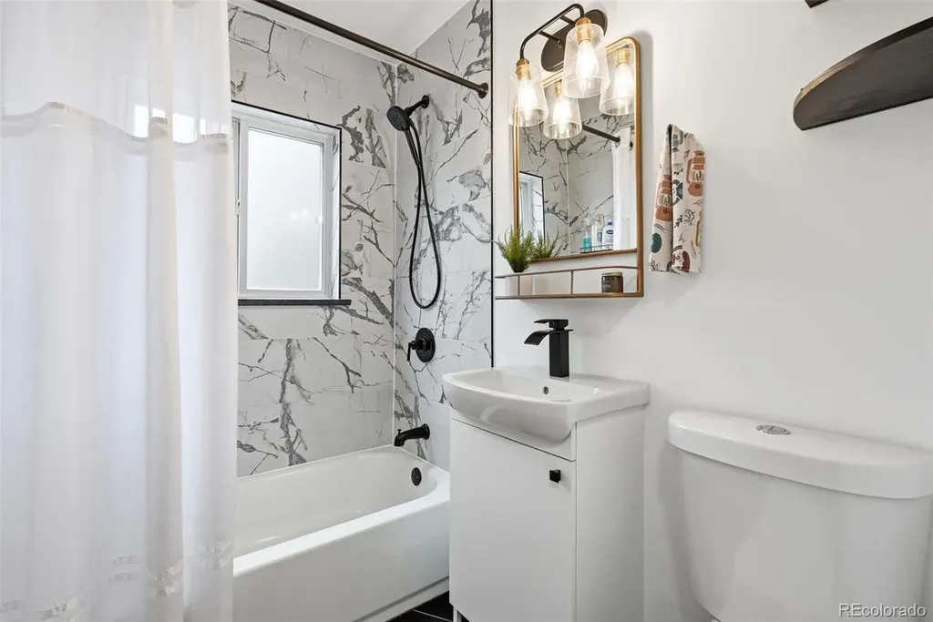 2815 S Glencoe Street Denver CO 80222