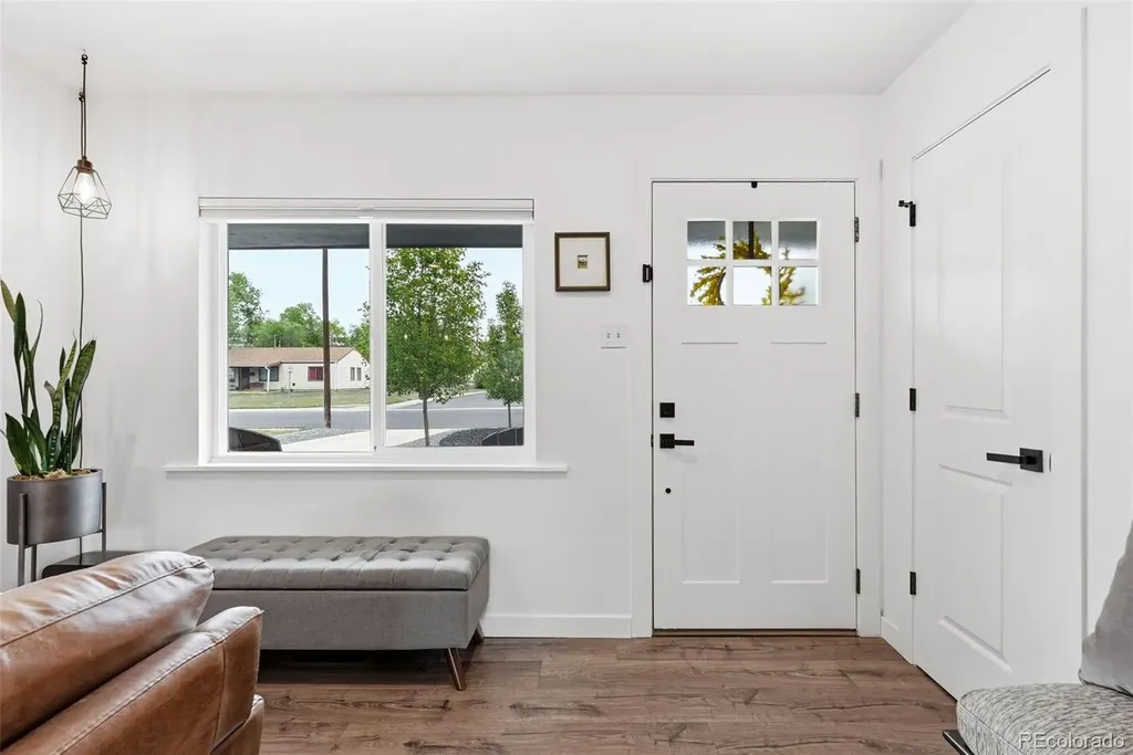 2815 S Glencoe Street Denver CO 80222