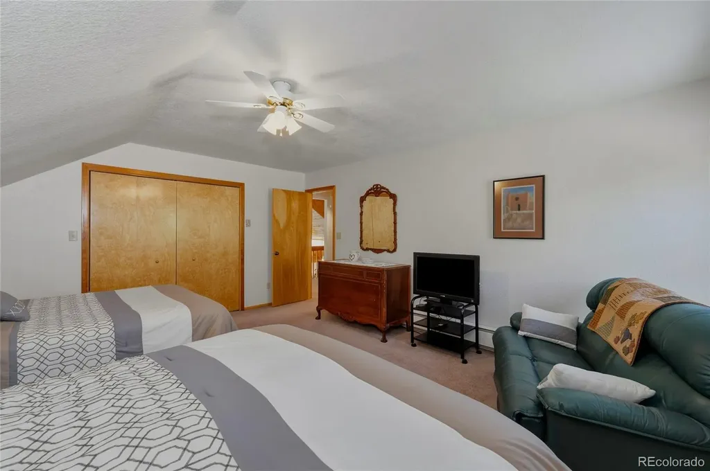 5338 Us Highway 160 La Veta CO 81055
