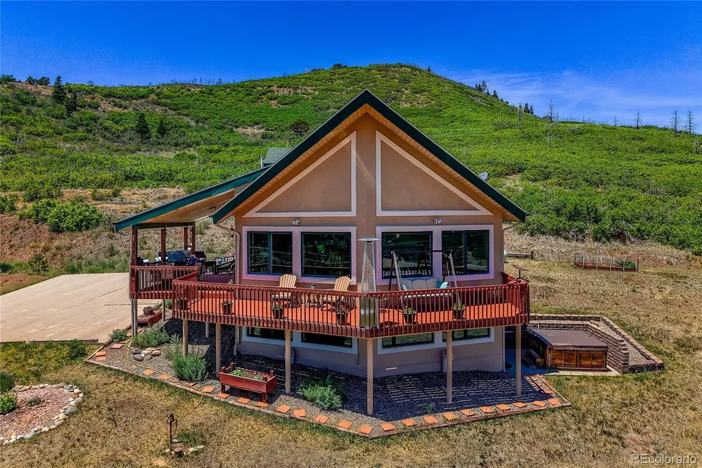 5338 Us Highway 160 La Veta CO 81055