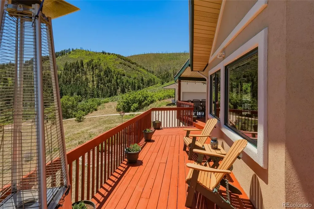5338 Us Highway 160 La Veta CO 81055