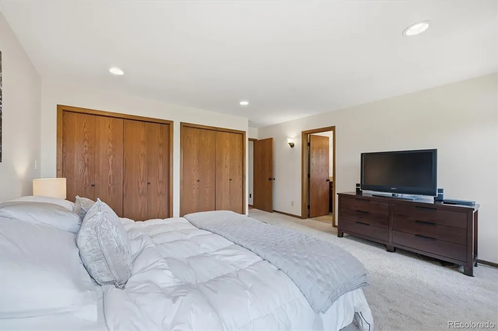 7731 S Estes Street Littleton CO 80128