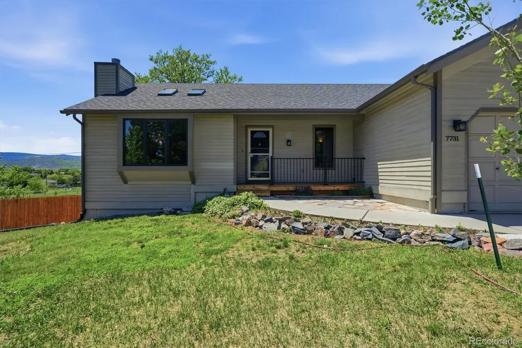 7731 S Estes Street Littleton CO 80128