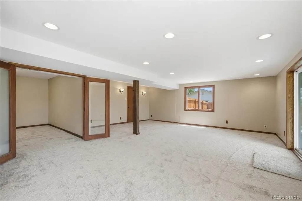 7731 S Estes Street Littleton CO 80128