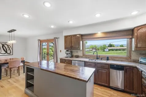 7731 S Estes Street Littleton CO 80128
