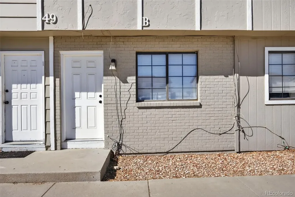 49 Royal Crest Drive Pueblo CO 81005