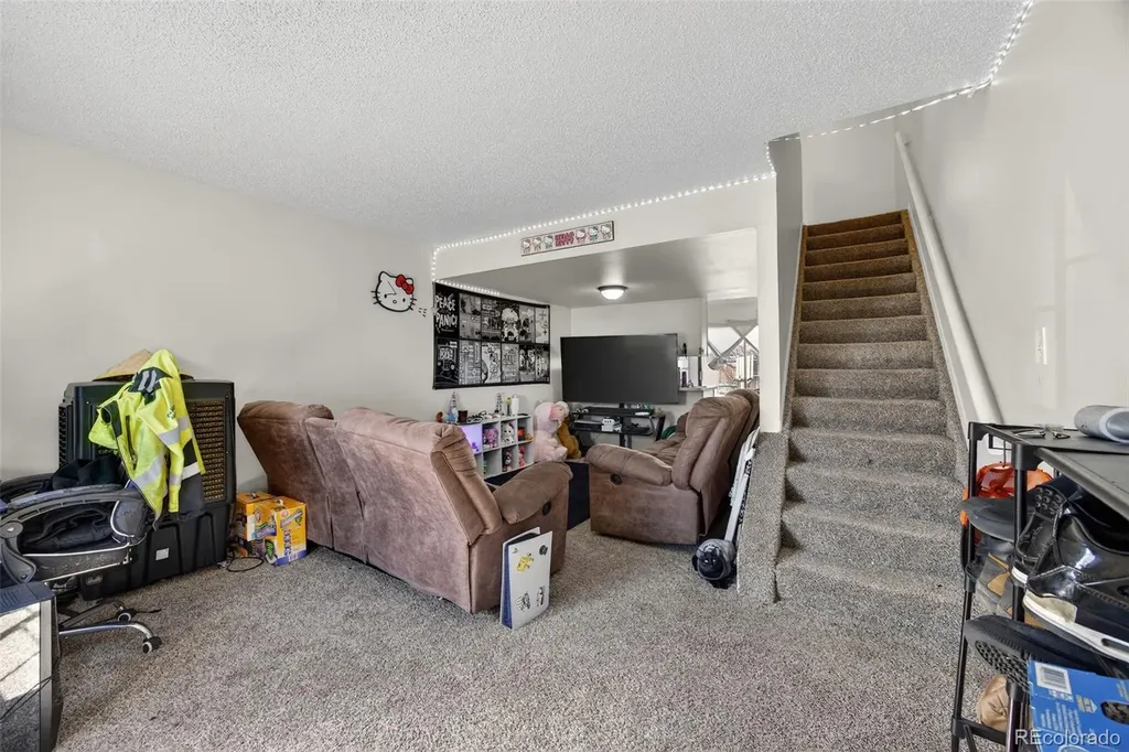49 Royal Crest Drive Pueblo CO 81005