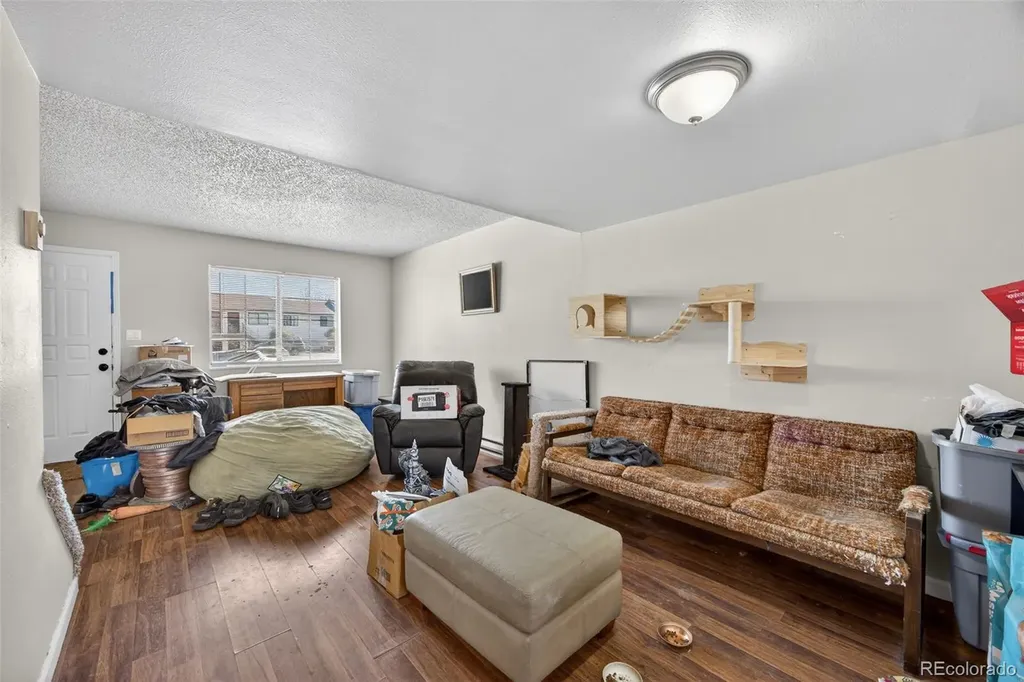 49 Royal Crest Drive Pueblo CO 81005