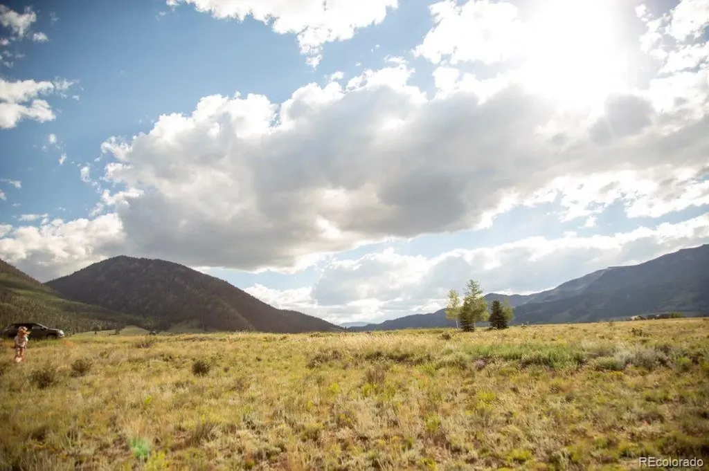 3940 Vista Grande Drive Creede CO 81130