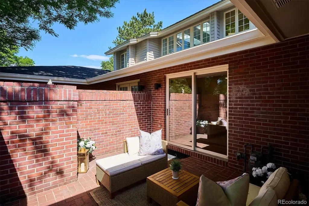 2552 E Alameda Avenue Denver CO 80209