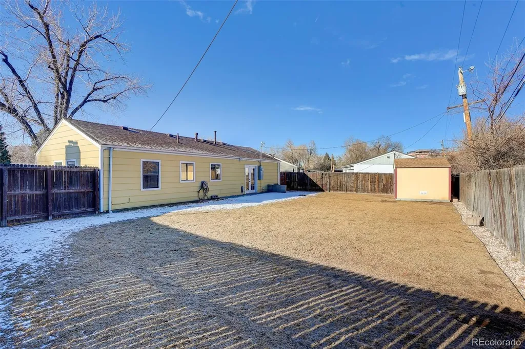 2836 S Grape Way Denver CO 80222