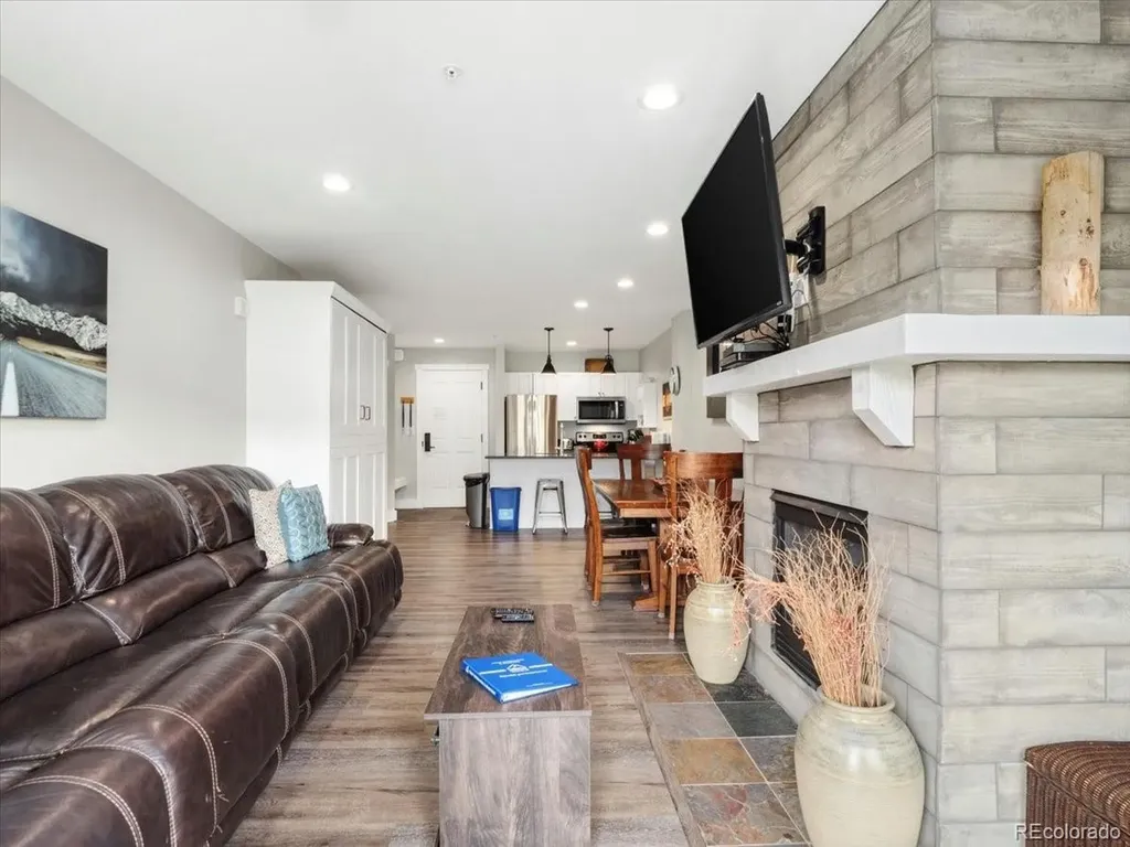 20 Hunki Dori Court Dillon CO 80435