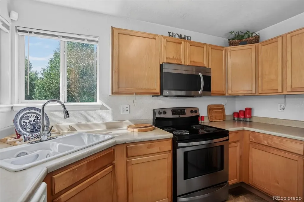4056 N Lisbon Street Denver CO 80249