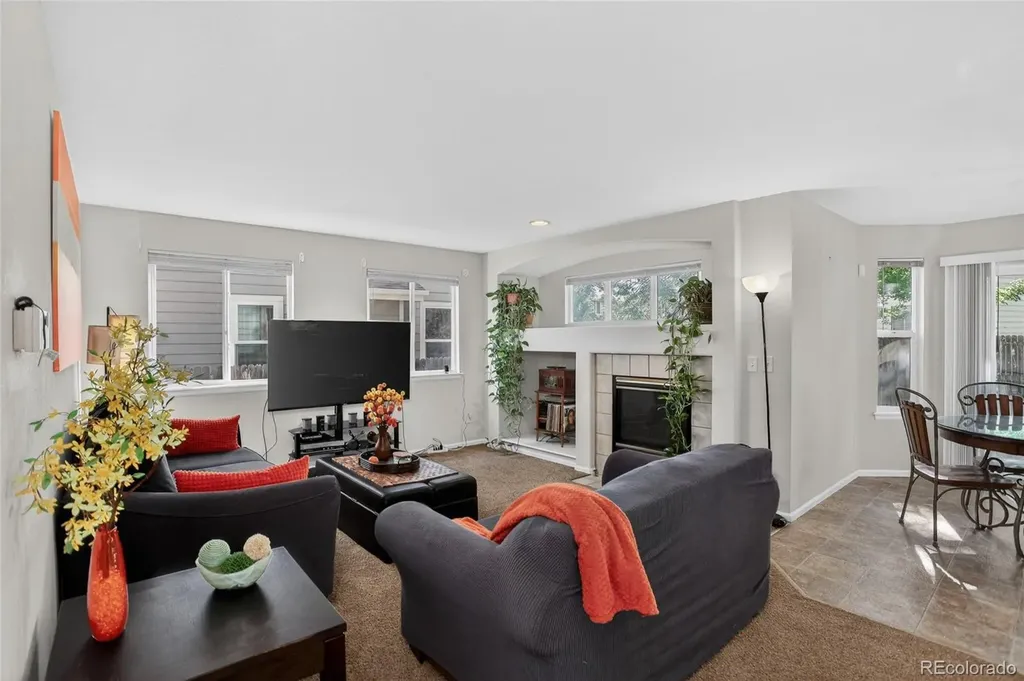 4056 N Lisbon Street Denver CO 80249