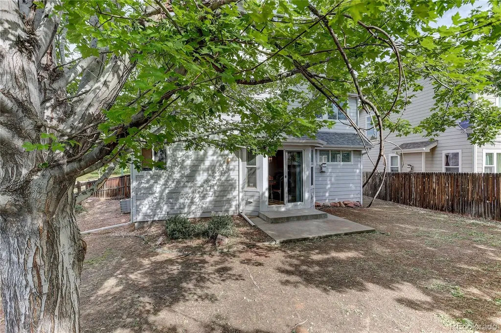4056 N Lisbon Street Denver CO 80249