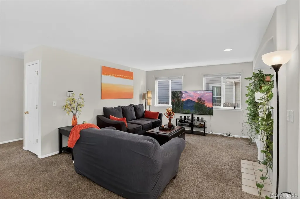 4056 N Lisbon Street Denver CO 80249